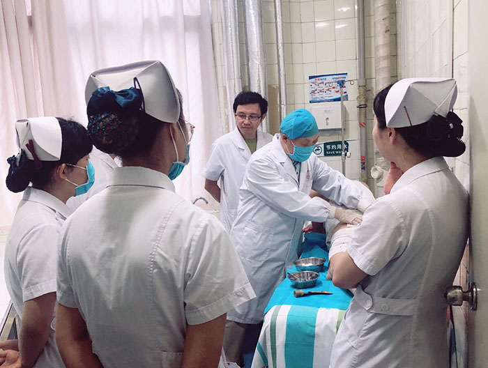 首页-BB贝博艾弗森公司官网