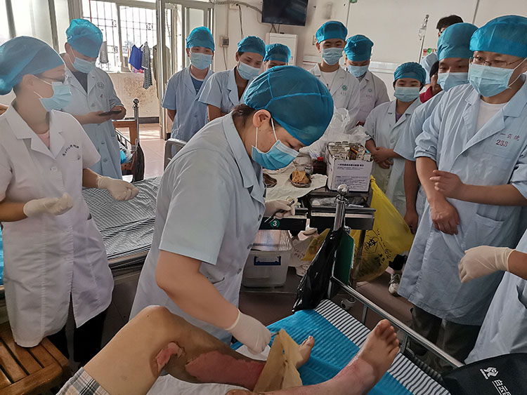 首页-BB贝博艾弗森公司官网