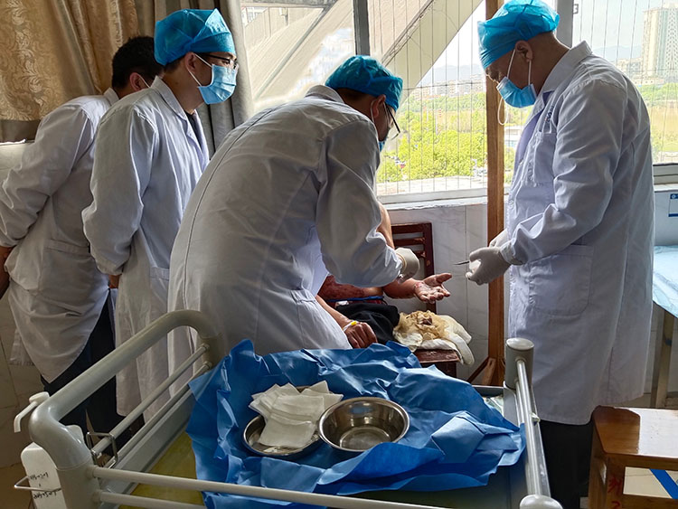 首页-BB贝博艾弗森公司官网