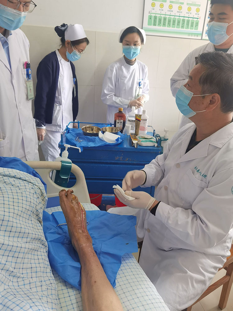 首页-BB贝博艾弗森公司官网