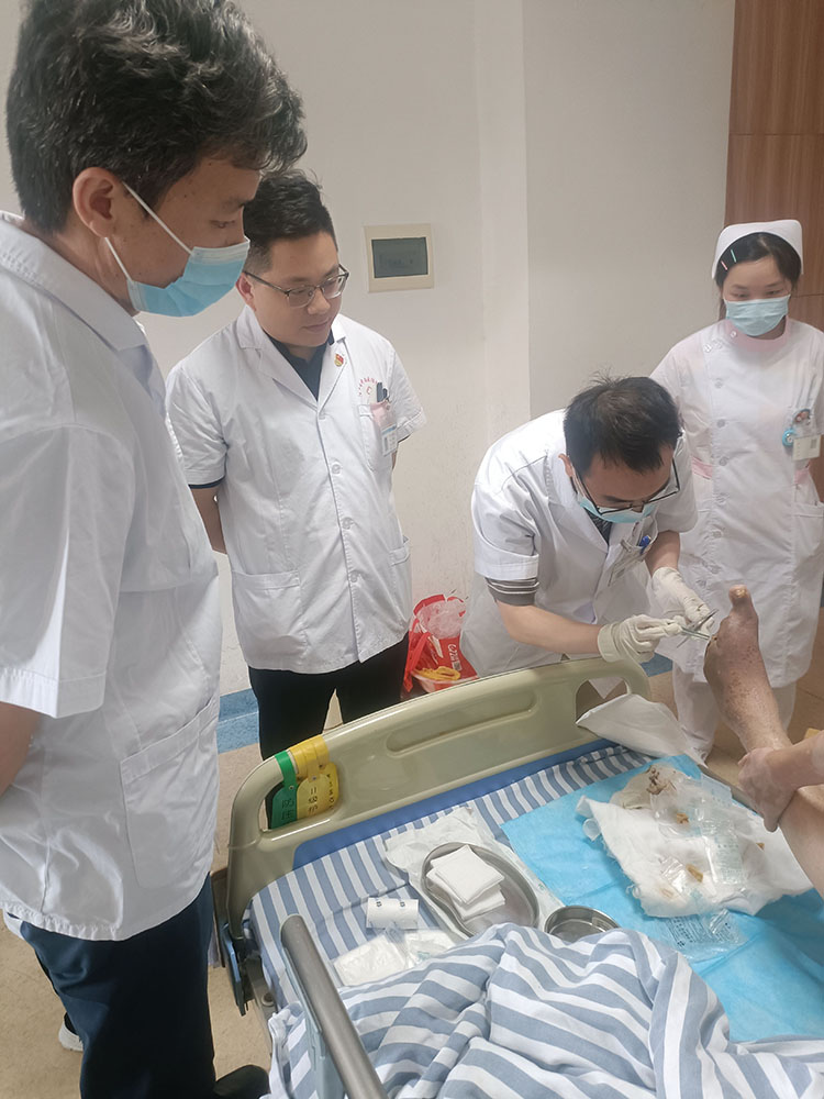 首页-BB贝博艾弗森公司官网