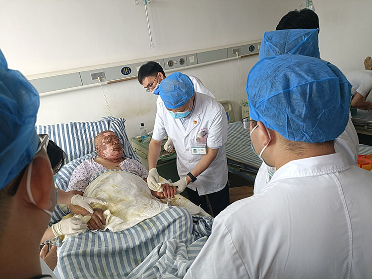 首页-BB贝博艾弗森公司官网