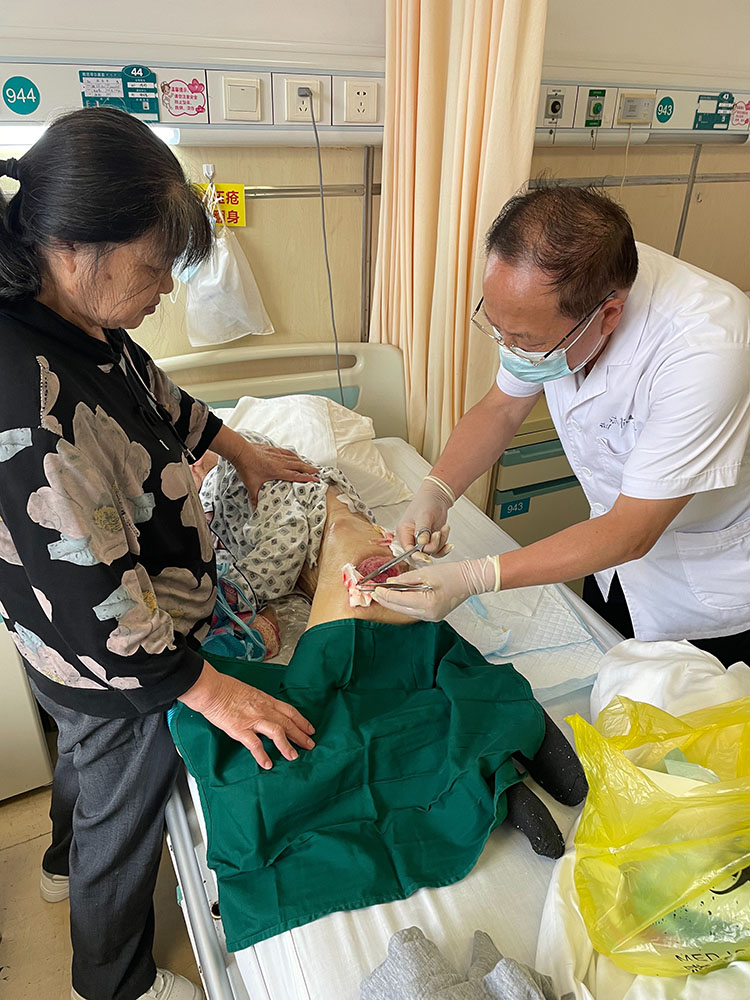 首页-BB贝博艾弗森公司官网