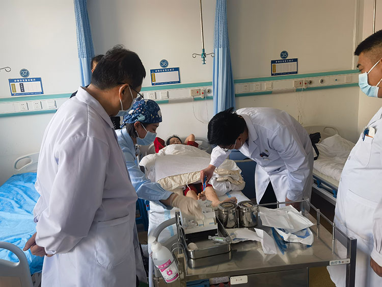 首页-BB贝博艾弗森公司官网