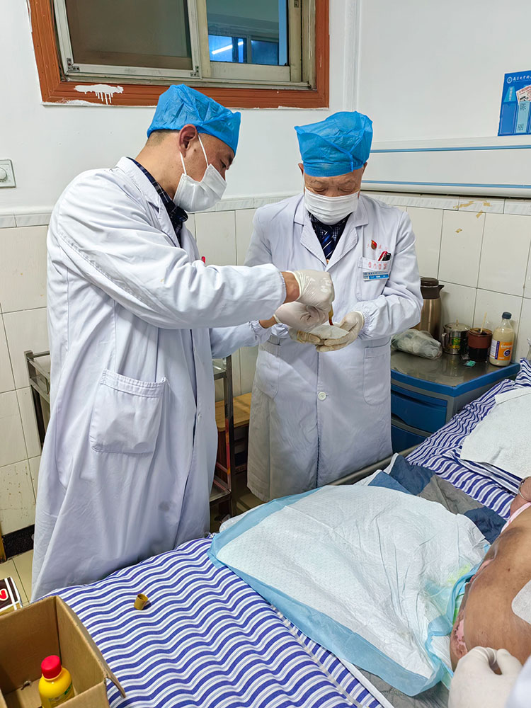 首页-BB贝博艾弗森公司官网