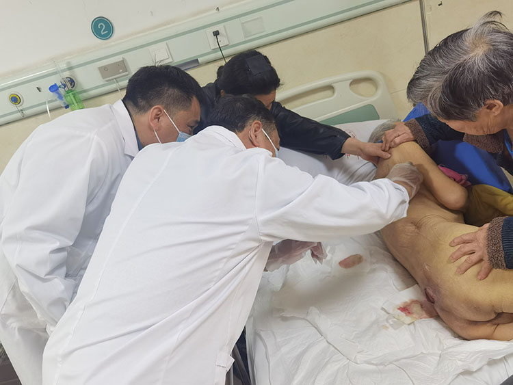 首页-BB贝博艾弗森公司官网