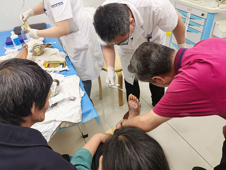 首页-BB贝博艾弗森公司官网