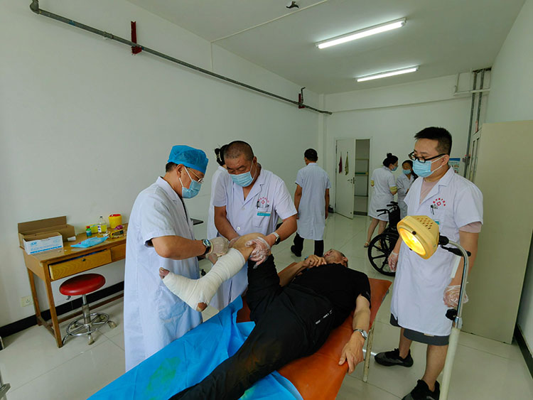 首页-BB贝博艾弗森公司官网