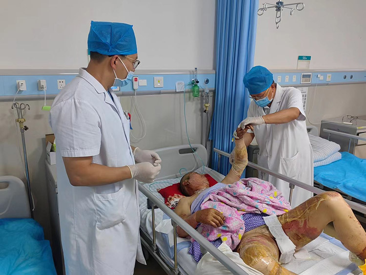 首页-BB贝博艾弗森公司官网