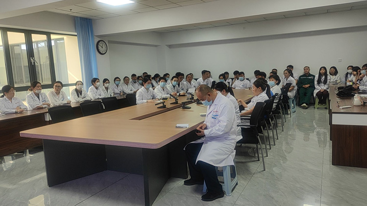 首页-BB贝博艾弗森公司官网