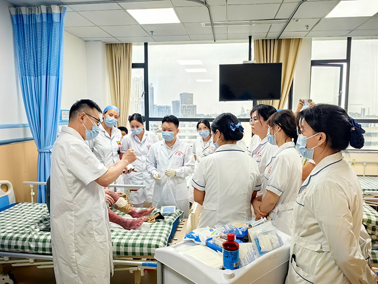 首页-BB贝博艾弗森公司官网