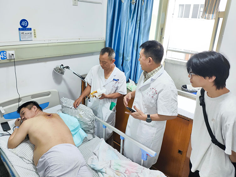 首页-BB贝博艾弗森公司官网