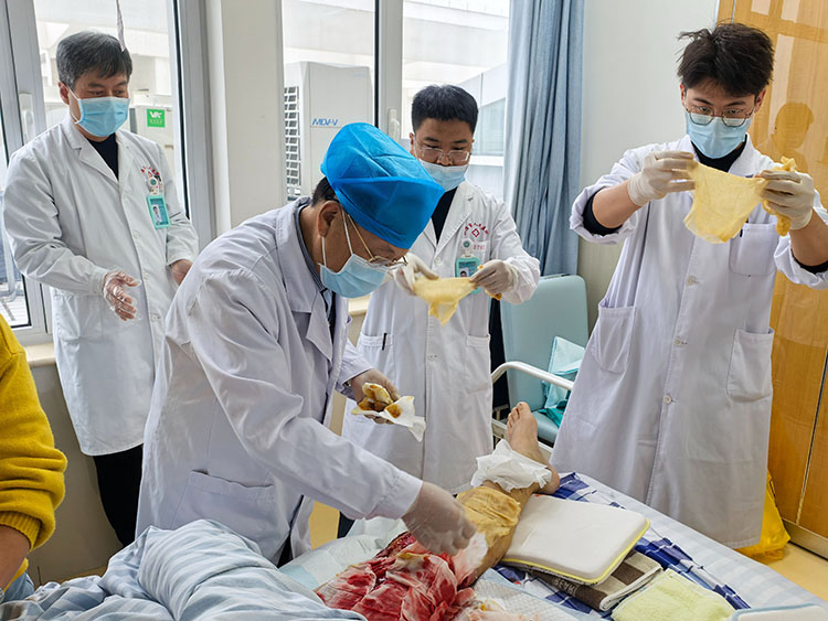 首页-BB贝博艾弗森公司官网