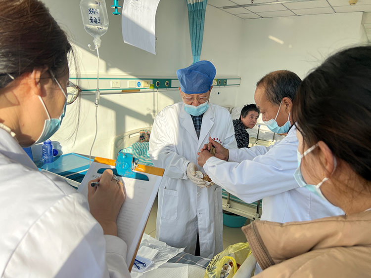 首页-BB贝博艾弗森公司官网